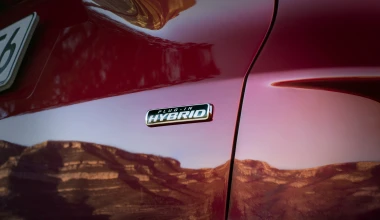 Ford Kuga Plug-in Hybrid: Οικονομία και ξεγνοιασιά χωρίς συμβιβασμούς