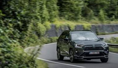 Δοκιμή Toyota RAV4 plug-in hybrid: Είναι το απόλυτο οικογενειακό SUV;