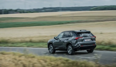 Δοκιμή Toyota RAV4 plug-in hybrid: Είναι το απόλυτο οικογενειακό SUV;