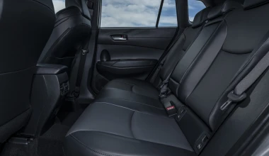 Οδηγούμε το νέο υβριδικό Toyota Corolla Cross στην Ισπανία