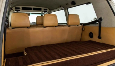 Αυτό το van δεν είναι VW, αλλά μια original σπάνια Porsche!