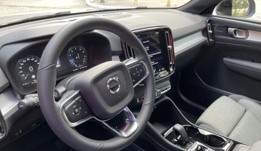 Δοκιμή Volvo XC40 T2 129 PS: Ο πορτιέρης!
