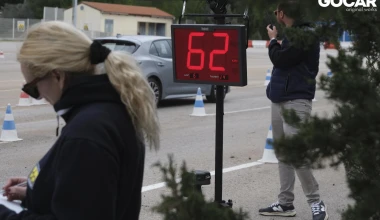 Μια μέρα στο Driving Academy: Πίσω στα θρανία