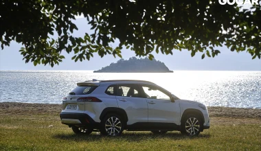 Δοκιμή Toyota Corolla Cross 2.0 Hybrid AWD: Σίγουρο στοίχημα! [video]