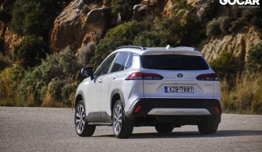 Δοκιμή Toyota Corolla Cross 2.0 Hybrid AWD: Σίγουρο στοίχημα! [video]