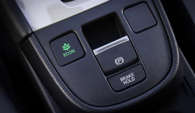 Δοκιμή Honda Jazz 1.5 e:HEV: Πόσο καίει πραγματικά το υβριδικό crossover;