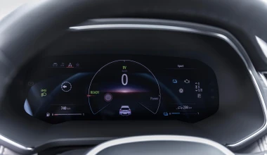 Δοκιμή Renault Captur E-Tech: Φουλ υβριδικό με 145 ίππους και 5 lt/100 km κατανάλωση! 