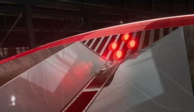 Νέα Alfa Romeo 33 Stradale: Supercar με V6 ή με ηλεκτρικό μοτέρ 750 ίππων