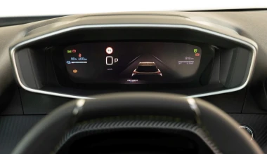 Δοκιμή Peugeot E-2008 156PS: Total upgrade!