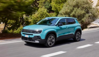 Jeep Avenger: Tώρα με κινητήρα βενζίνης, υβριδικό ή ηλεκτρικό και πιο προσιτό από ποτέ με 23.990 €