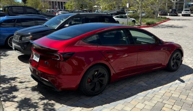 Tesla Model 3 Ludicrous: Τι ξέρουμε για την κορυφαία έκδοση των 600+ ίππων;