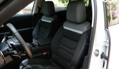 Δοκιμή Citroen C5 Aircross 1.2 Hybrid e-DCS6 136 PS: Maître