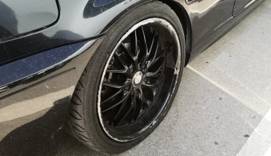 Αποκλειστικό! Σκίζουν ελαστικά στο αεροδρόμιο της Αθήνας - Ποια αυτοκίνητα κινδυνεύουν; [δείτε εικόνες]