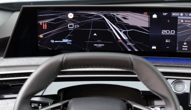 Οδηγούμε το νέο Peugeot E-3008