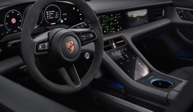 Porsche Taycan: Το αυτοκίνητο που υφαίνει όνειρα 