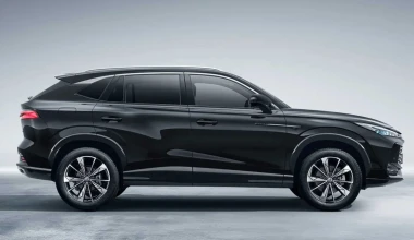 Αυτό είναι το νέο MG HS!