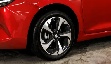 Suzuki SWIFT 2024: Το υβριδικό που αξίζει κάθε ευρώ!