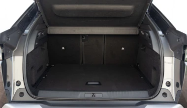 Δοκιμή Peugeot E-3008 210 PS 73 kWh: Το καλό σερβίτσιο