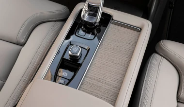 Οδηγούμε το νέο Volvo XC90 T8 στη Σουηδία! 