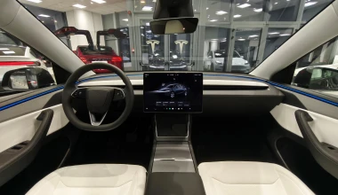 Είδαμε το νέο Tesla Model Y στην Ελλάδα – Οι πρώτες εικόνες