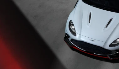 To ισχυρότερο θερμικό SUV ανήκει στην Aston Martin - Ξεπέρασε Lamborghini και Ferrari