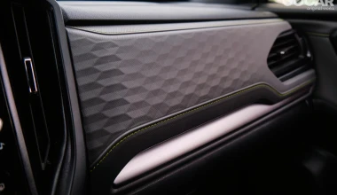 Δοκιμή Subaru Forester e-Boxer: Icon!