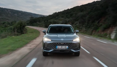 Νέο MG HS Super Plug-in Hybrid+: Το καινοτόμο D-SUV που καίει 0,5 lt/100 km! 