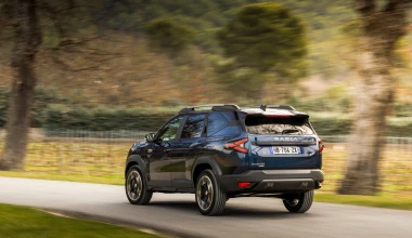 Το πιο εντυπωσιακό Dacia - Αυθεντικό SUV με XXL διαστάσεις!