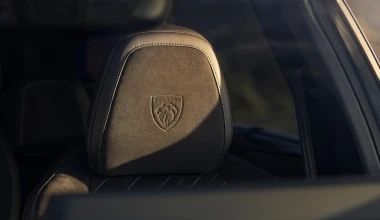 Δοκιμή Peugeot E-5008 73 kWh 210 PS: Premium Traveller