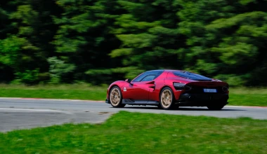 Δοκιμή Alfa Romeo 33 Stradale: Τρέμω!