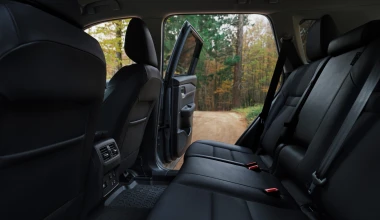 To καινοτόμο υβριδικό SUV των 204 ίππων της Nissan που καίει 5,8 lt/100 km