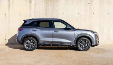 Οδηγούμε στη Βαρκελώνη το νέο BYD Atto 2 DM-i – Πρώτες τιμές στην Ευρώπη