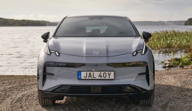 Premium compact SUV με απόδοση έως 428 ίππους και όφελος 2.000 ευρώ!