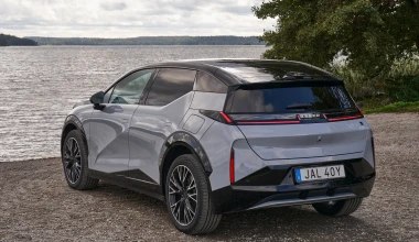 Premium compact SUV με απόδοση έως 428 ίππους και όφελος 2.000 ευρώ! 