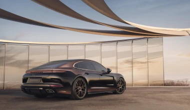 Σε ποιο μοντέλο της Porsche απολαμβάνεις σαμπάνια στο πίσω κάθισμα;