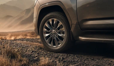 Αυτό είναι το ισχυρότερο Toyota Land Cruiser που κατασκευάστηκε ποτέ! 