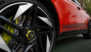 Το Abarth 600e «αγριεύει» - Οι νέες εκδόσεις του 