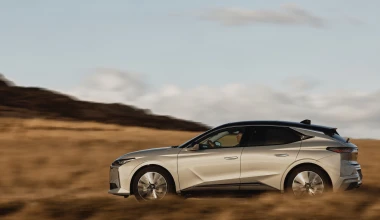 Δοκιμή DS No4 E-Tense 213 PS: Old Money