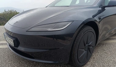 Οδηγούμε τη νέα και πιο προσιτή έκδοση του Tesla Model 3! 
