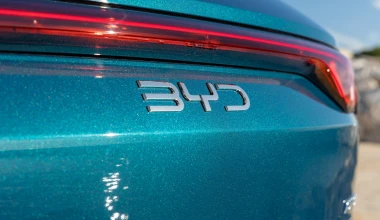 Έφτασε Ελλάδα το νέο υβριδικό BYD που καίει 1,8 lt/100 km - Με τιμή 26.990 ευρώ