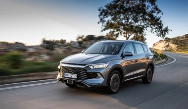 Το C-SUV των 212 ίππων με αυτονομία σχεδόν 1.016 km – Καίει 2,1 lt/100 km και κοστίζει 31.990 ευρώ