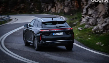 Δοκιμή Omoda 9 SHS: Special one! 