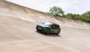 Δοκιμή MINI Aceman JCW: Spiced up!