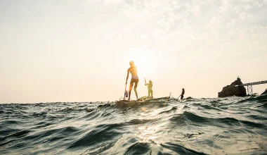 H Jeep σερφάρει με το Wrangler Rubicon