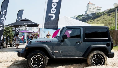 H Jeep σερφάρει με το Wrangler Rubicon