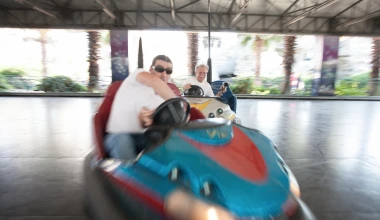 Συγκρουόμενα στο ALLOU FUN PARK