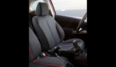 Mazda 2 1.3 3d - 2011