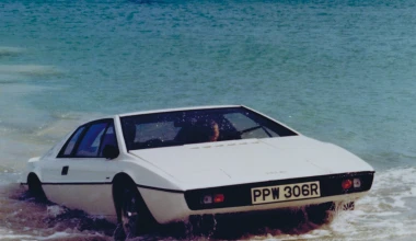 Βρήκε τη Lotus του 007 σε κοντέινερ που αγόρασε!