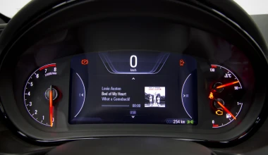 Το σύστημα infotainment του νέου Opel Insignia