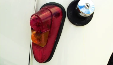 ΟΔΗΓΟΥΜΕ Renault 4L: Βασικά πρωτοποριακό